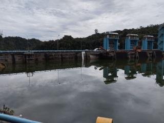 PLTA Koto Panjang Hari Ini Tambah Bukaan Pintu Pelimpah Air Waduk Jadi 3x50 Cm