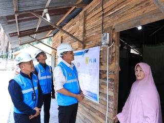 Inisiatif Mulia Insan PLN Sentuh 67 Keluarga Pra Sejahtera di Riau dan Kepri