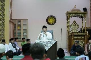 Safari Ramadan, Pj Gubri dan Pj Bupati Kampar Buka Puasa Bersama Masyarakat