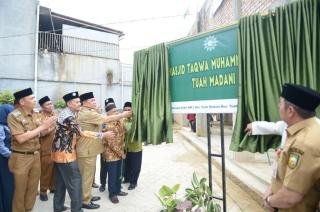 Pj Gubernur Riau Resmikan Penggunaan Mesjid At-Taqwa Muhammadiyah Tuah Madani