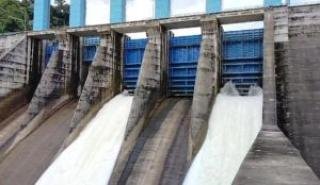 Debit Air Naik, PLTA Koto Panjang Kembali Buka Pintu Waduk 2x30 Cm