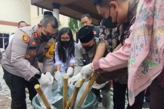 Polres Dumai Musnahkan Sabu 5 Kg Tangkapan dari Dua Kurir