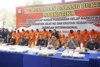Tangkap Pengedar 88,6 Kg Sabu, Jenderal Bintang 2 Ini Ajak Warga Perangi Narkoba