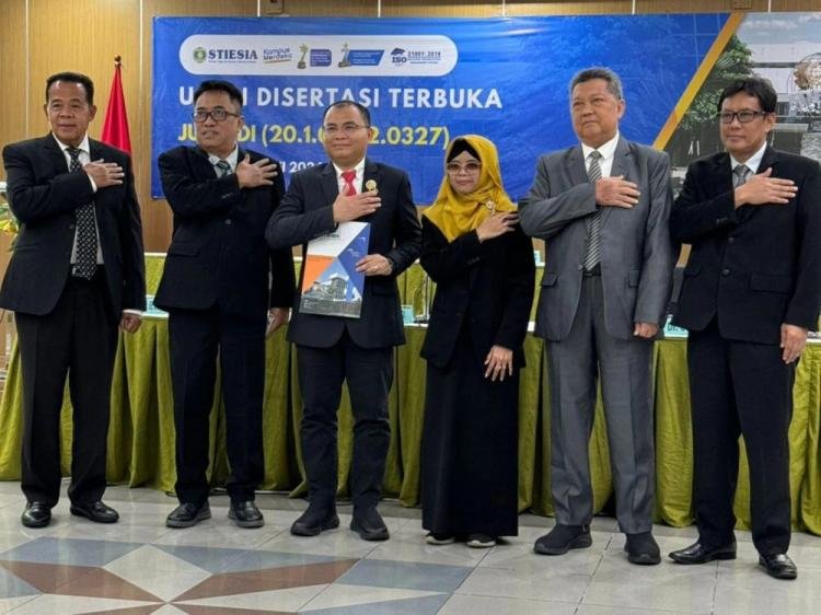 Profesor Junaidi Kembali Raih Gelar Doktor kedua kalinya