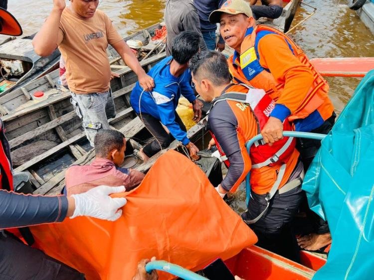 ABK Hilang Terjatuh di Sungai Kuala Anak Mandah Inhil Ditemukan Meninggal Dunia