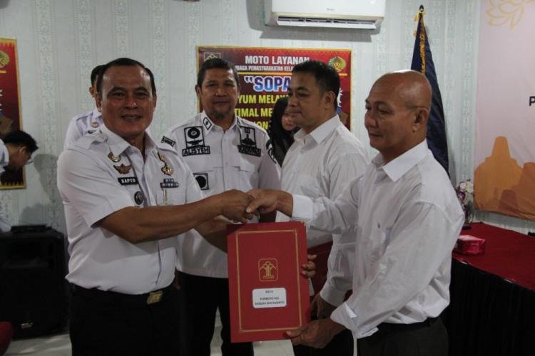 22 Napi Kelas II A Pekanbaru Terima Remisi Waisak