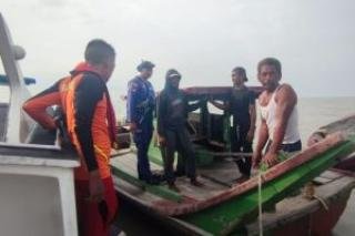 Pergi Memancing ke Laut, Dua Nelayan di Rohil Hilang Kontak