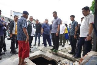 Pj Gubri Instruksikan Pemkot Pekanbaru Buat Surat Edaran Untuk Pembersihan Drainase