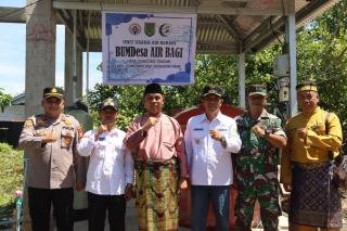 Pj Bupati Inhil Herman Resmikan Unit Air Bersih Bumdesa Air Bagi Desa Concong Tengah