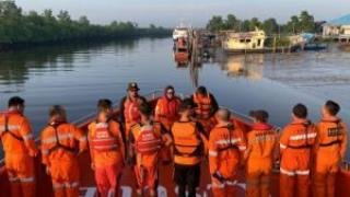 Petugas Hentikan Operasi Pencarian Warga Rusia yang Hilang di Selat Malaka