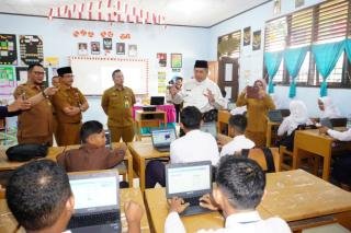 2 Ribu Lebih Pelajar SMP di Siak Belajar Melalui Chromebook Belajar.id