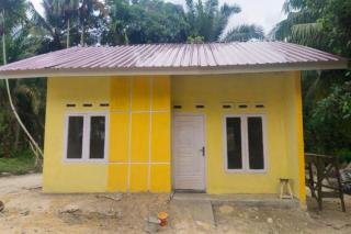 Laksanakan Instruksi Pj Gubri, Dinas PUPR Riau Bangun 35 Unit RLH Korban Kebakaran di Pujud Rohil