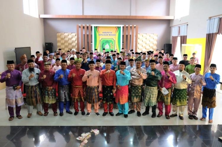 Bupati Asmar Ajak Kepala Desa di Meranti Satu Komando