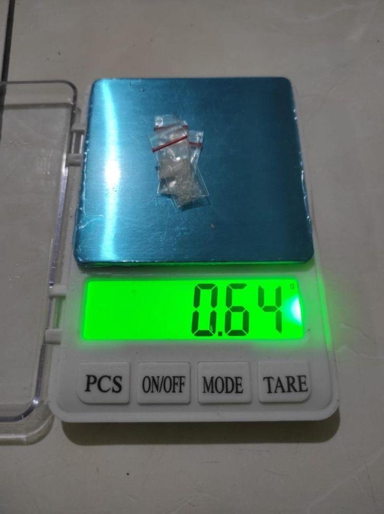 Sepasang Kekasih di Pekanbaru Digerebek Polisi karena Narkoba