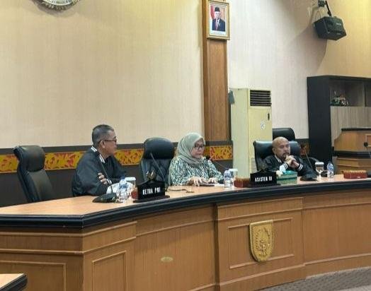 Asisten III Lepas Kontingen Porwanas PWI Riau