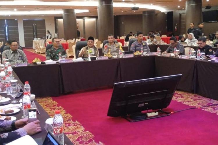 KPU Riau Upayakan Distribusi Logistik Pilkada ke Kawasan Pelosok Diprioritaskan, Ini Langkahnya