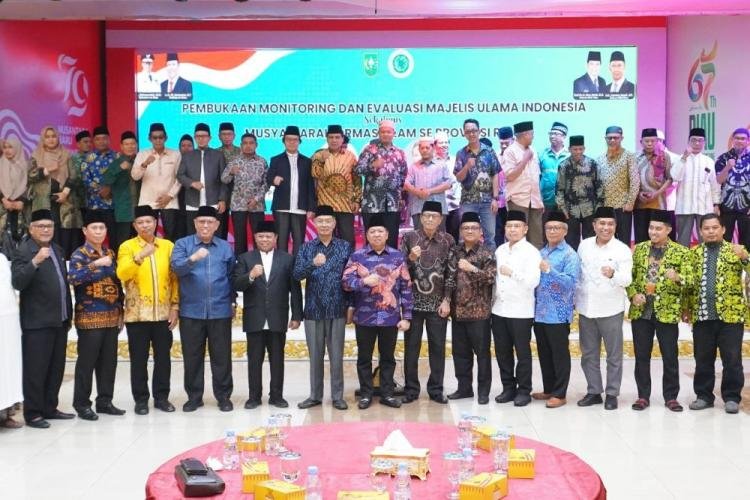 MUI Riau Gelar Monitoring dan Evaluasi Bersama MUI Pusat