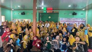 Cegah Lansia Jadi Korban Hoax dan Penipuan Online, Mafindo dan UIN Suska Gelar Pelatihan Literasi Digital