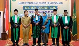 Asmar Hadiri Upacara Purnabakti Hakim PA Selatpanjang