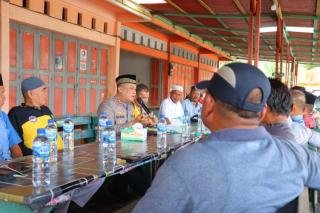 Sebelum Shalat Jumat, Kapolres Rohil Sempatkan Waktu Sosialisasi Pilkada Damai