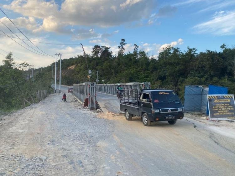 Perbaikan Jalan Lintas Riau-Sumbar Digenjot Jelang Nataru