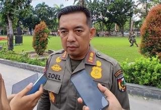 Langgar Perda, Satpol PP Pekanbaru Larang Warga Berdagang hingga Parkir di Trotoar Jalan