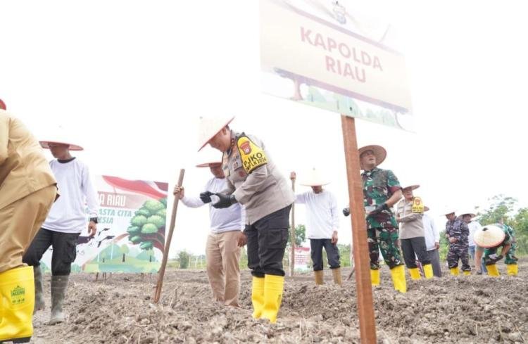 Dukung Program Presiden, Polda Riau Jadi Garda Depan Ketahanan Pangan