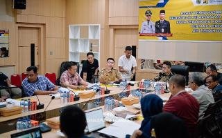 Dihadapan Pj Wako, Kepala Dinas PUPR Pekanbaru Paparkan Ranperwako Pengelolaan Air Limbah Domestik