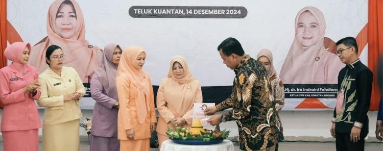 Bupati Kuansing Berikan Arahan Strategi Kinerja DWP dalam Pembangunan Daerah