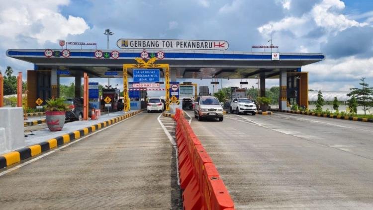 Volume Kendaraan di Tol Pekanbaru-XIII Koto Kampar Meningkat Signifikan