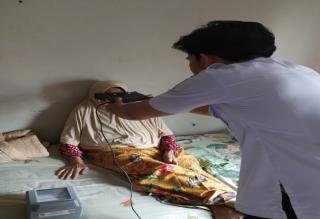 Disdukcapil Kota Pekanbaru Datangi Rumah Lansia Lewat Program SIPINTAR PEDULI