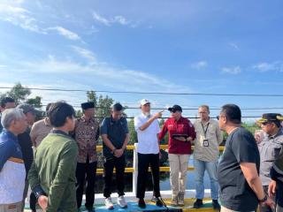 Wako Paisal Tinjau Rencana Penataan Bantaran Sungai Dumai
