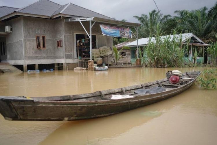 Banjir Merendam Gunung Sahilan: Kisah Kehidupan di Tengah Derasnya Air