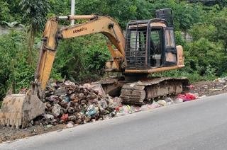 Kerahkan Alat Armada, Sampah Sudah Bersih Dari Titik Tumpukan
