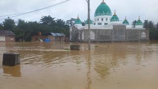 Empat Kabupaten di Riau Terendam Banjir, Tinggi Air Capai 1 Meter