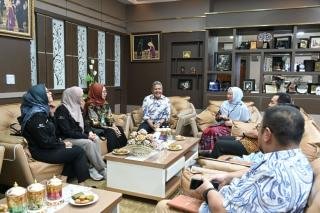 UNRI dan Awal Bros Group Jalin Kerja Sama Strategis di Bidang Kesehatan