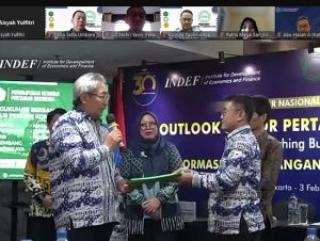 Ketua Umum Pengurus Pusat PERHEPI Lantik Pengurus Komisariat Pekanbaru