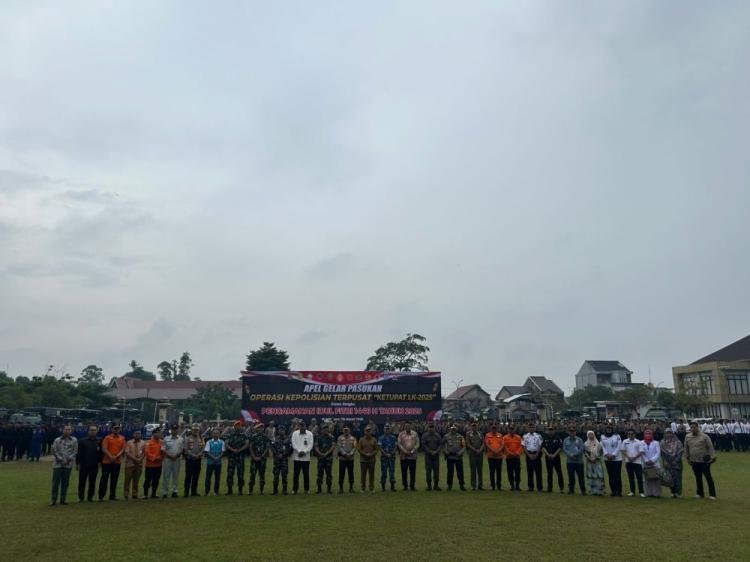 Gubri Abdul Wahid Pimpin Apel Operasi Lancang Kuning