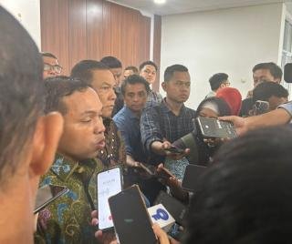 Gubri Desak Disdik Riau Perbaiki Kinerja