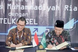 Rektor UMRI Tekankan Pentingnya Teknologi Informasi untuk Kemajuan Pendidikan