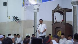 Wali Kota Pekanbaru Beri Hadiah Umrah bagi Guru Terbaik dalam Program Cinta Alquran