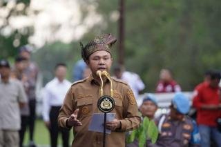 Gubernur Riau Pimpin Penanaman 10.000 Pohon di Dumai, Jaga Kelestarian Lingkungan