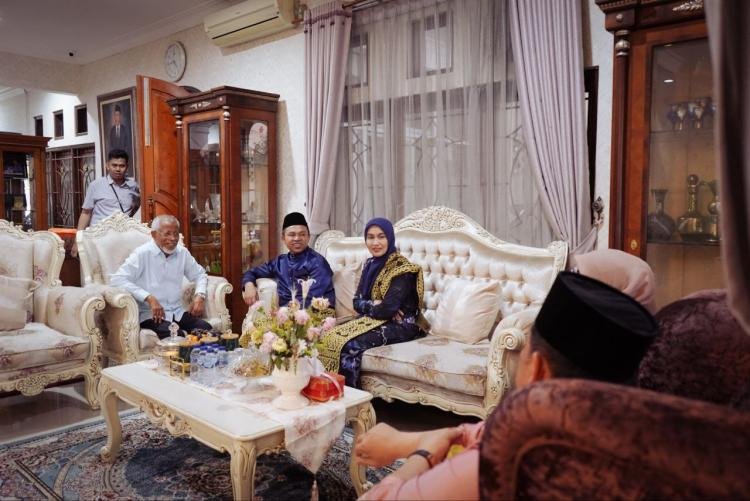Lebaran Hari Ketiga, Abdul Wahid Kunjungan ke Kediaman Wan Abubakar