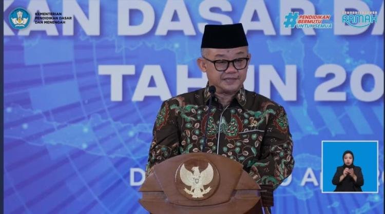 Upaya Tingkatkan Pemerataan, Kemendikdasmen Fasilitasi Retribusi Guru ASN Pada Sekolah Swasta