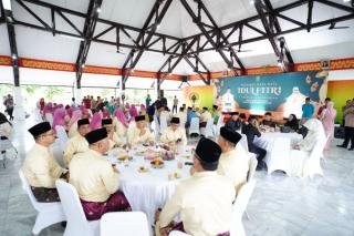 Hari Terakhir Open House Gubri Abdul Wahid Dihadiri Tamu dari Berbagai Daerah