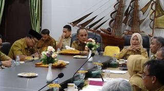 Bupati Inhil Pimpin Rapat Pengelolaan BLUD RSUD Tembilahan