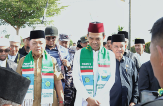 Bersama UAS, Bupati Asmar Hadiri Wisuda Tahfidz dan Naflah Akhirussanah Ponpes Darul Fikri