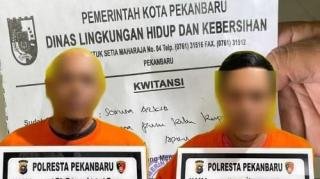 Pungli Sampah di Pekanbaru Terbongkar! Polisi Ringkus 2 Pelaku dengan Bukti Kwitansi Palsu
