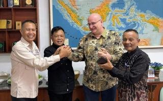 Kembangkan Hilirisasi Kelapa di Meranti, Bupati Asmar Lakukan Pertemuan dengan IPB dan RoeKI