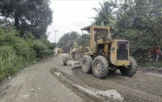 Pemprov Riau Tangani Kerusakan Jalan Mahato-Manggala